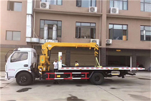 浔阳附近汽车轮胎更换